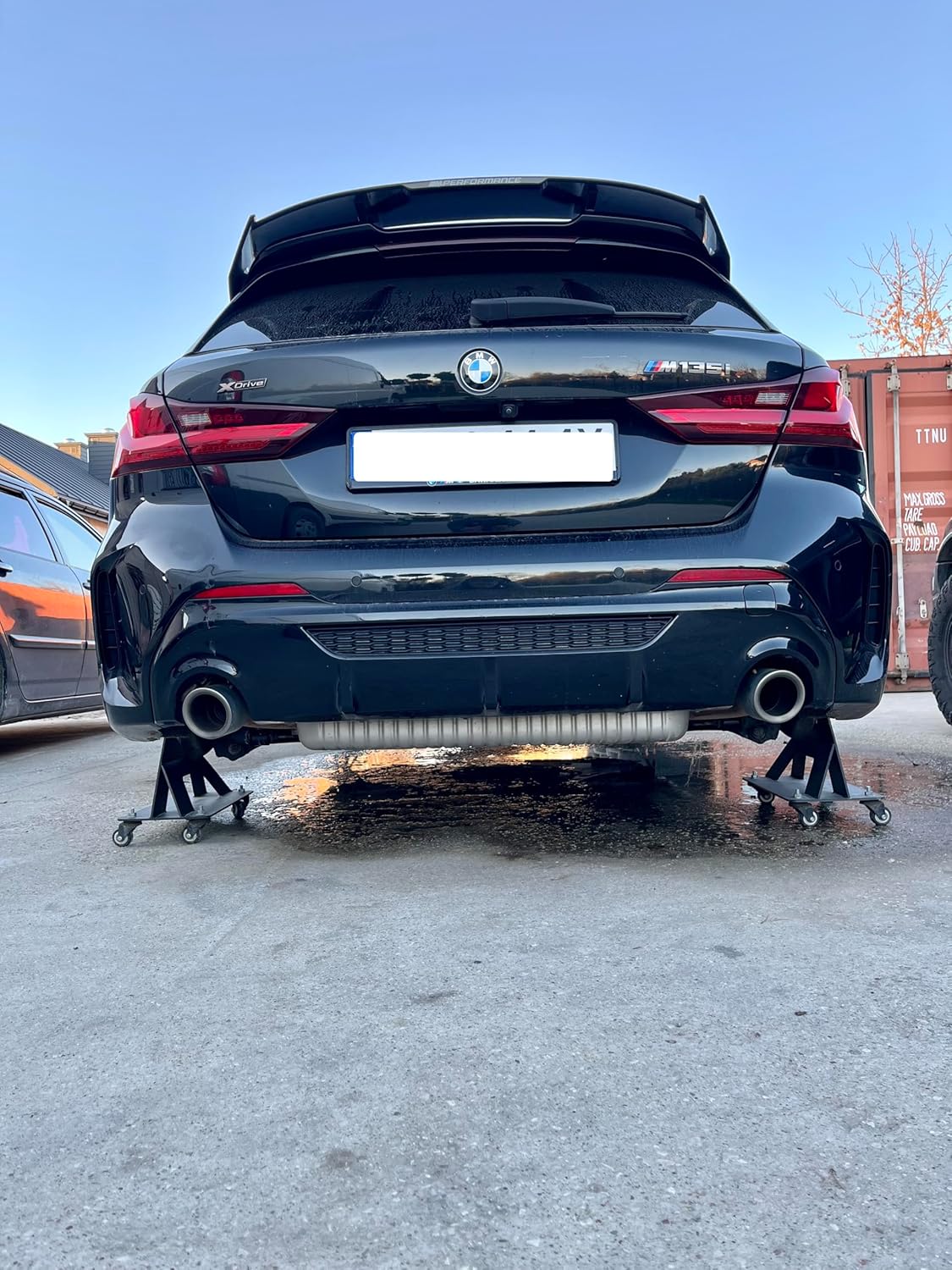 Uniwersalne Stojaki Przykręcane do Piasty Koła Samochodu 3500kg - Kobyłki Samochodowe, Podpórka Piasty 4/5 Otworów | MajdTech